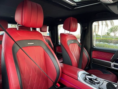 Mercedes-Benz G 63 AMG Std 5.5L-10