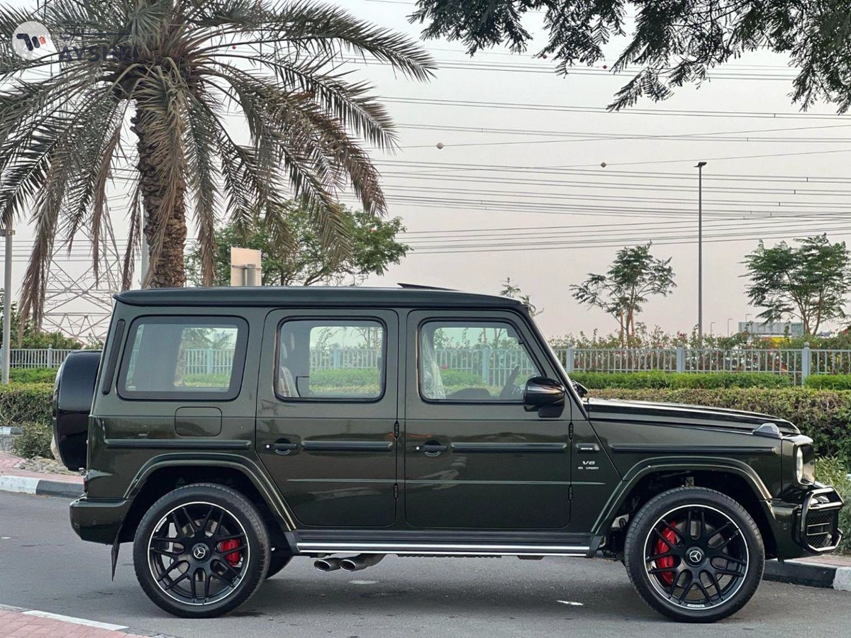 Mercedes-Benz G 63 AMG Std 5.5L-6-6
