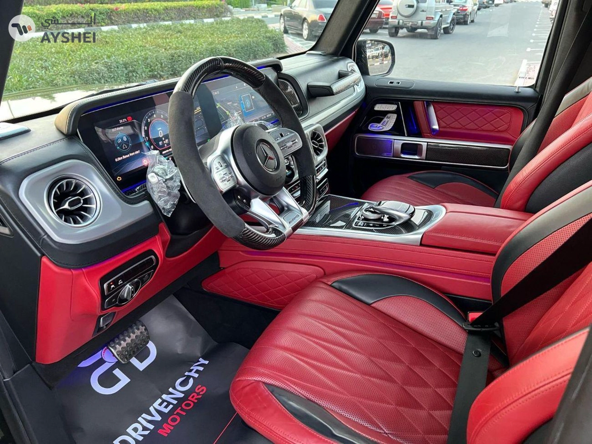 Mercedes-Benz G 63 AMG Std 5.5L-12-12