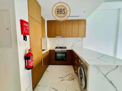 Brand New~Amazing Layout~Chiller Free~Luxurious & Spacious 1bhk Available-2