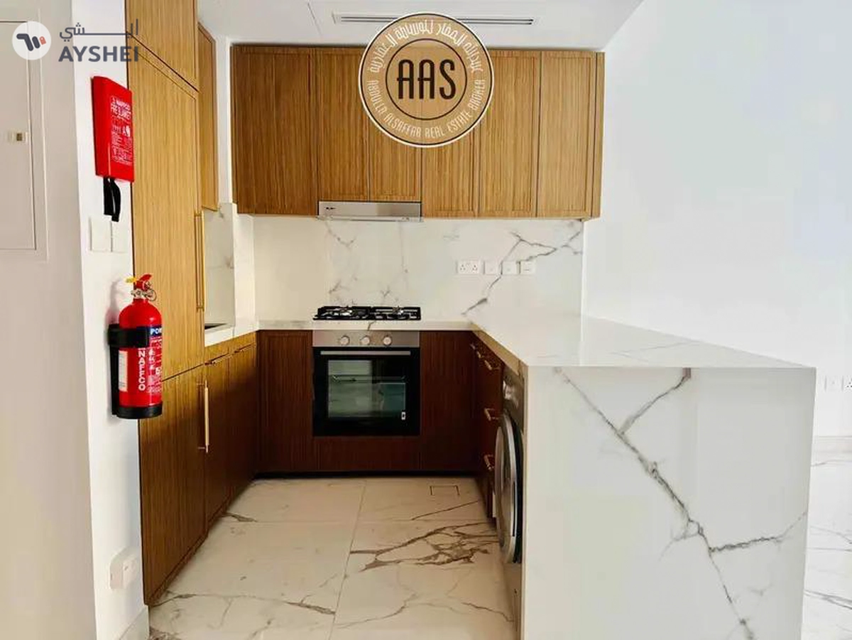 Brand New~Amazing Layout~Chiller Free~Luxurious & Spacious 1bhk Available-4-4