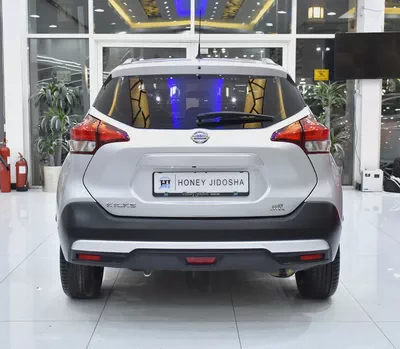EXCELLENT DEAL for our Nissan Kicks ( 2017 Model ) in Silver Color GCC Specs-6