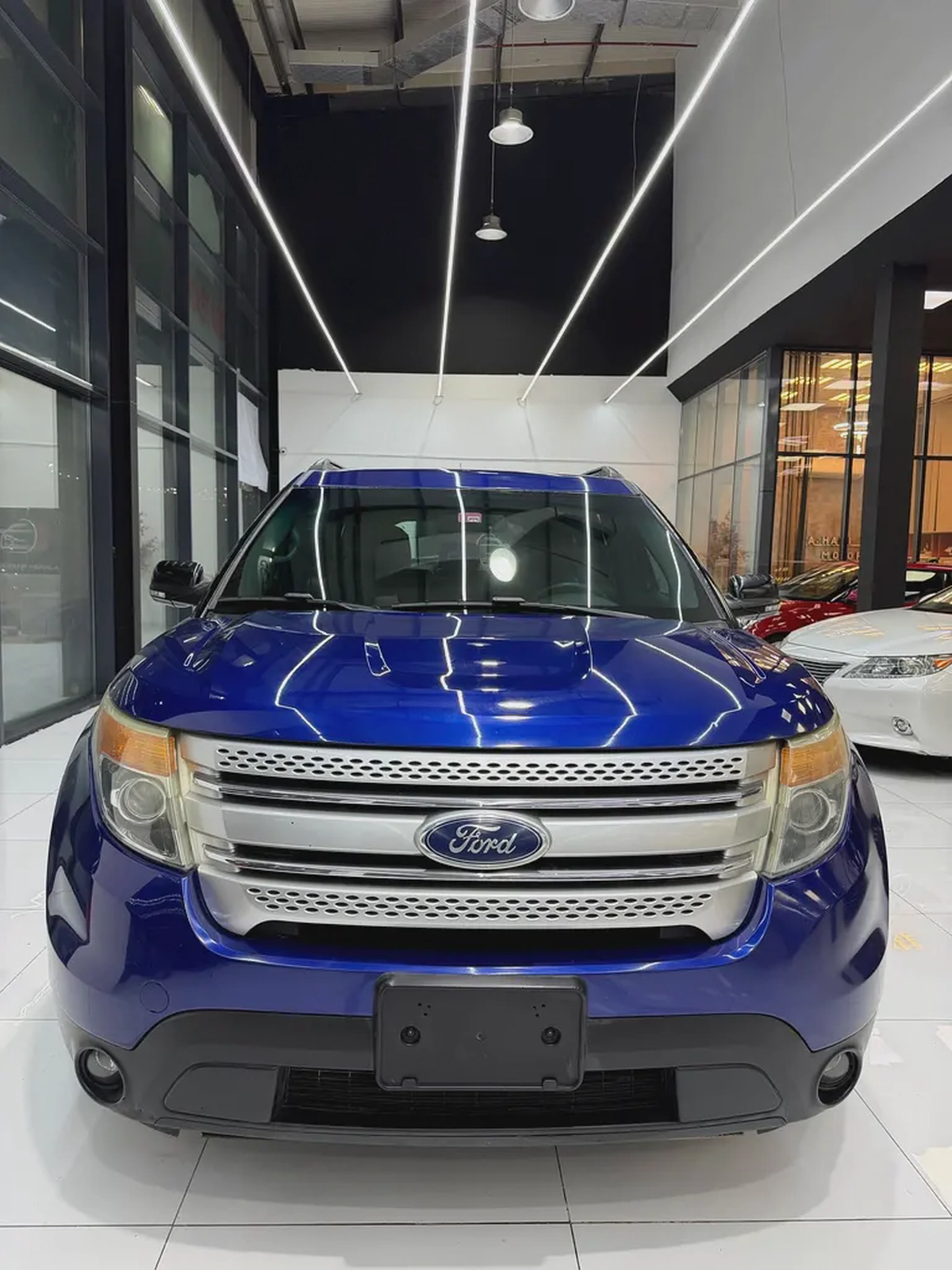 Ford Explorer Limited 2015 GCC Specs - Well Maintained!
