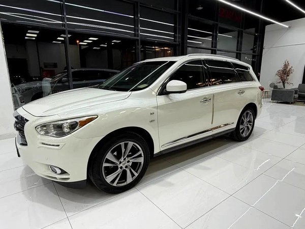 Infiniti QX60 Premium 2016 GCC Specs full service history