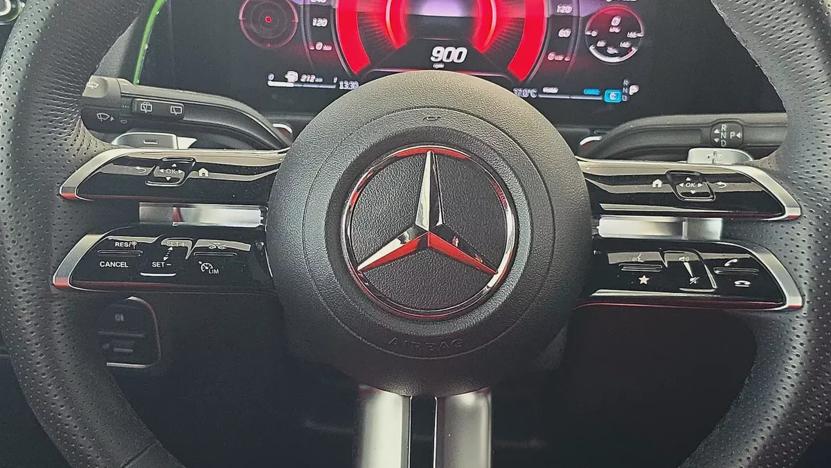 2026 Mercedes-Benz GLB 250 4MATIC | GCC Specs | 7 Seater SUV | Under Warranty | VSB 36812-8-8