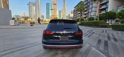 2019-Volkswagen Touareg  Full Option Excellent Condition-6