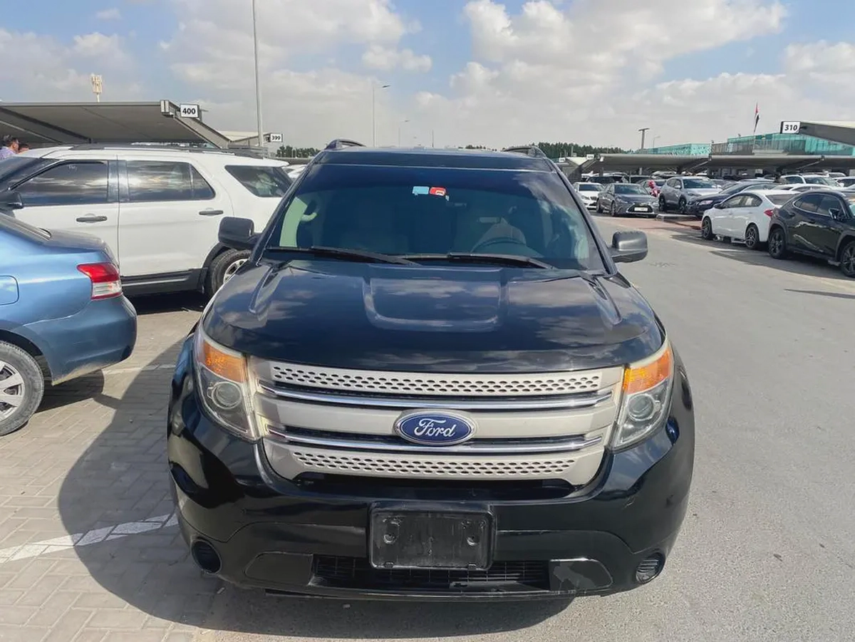 Ford Explorer 2014 black colour GCC Caleb car-8-8