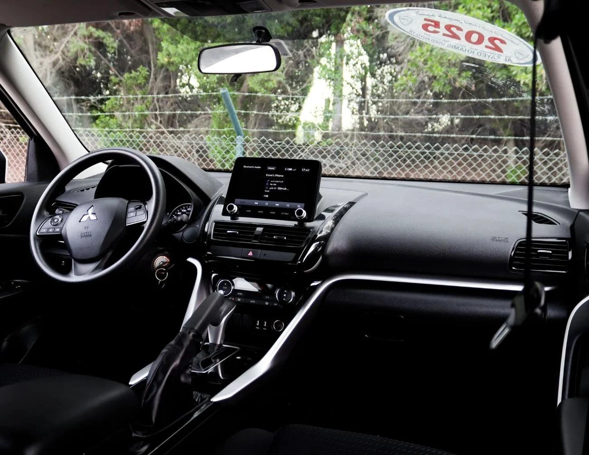 Mitsubishi Eclipse Cross GLS MIDLINE Mitsubishi Eclipse Cross | 1.6 L | 2025 | GCC | Accident-Free-8-8