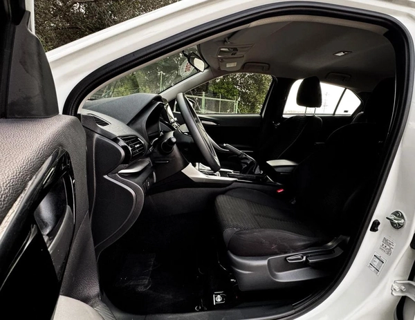 Mitsubishi Eclipse Cross GLS MIDLINE Mitsubishi Eclipse Cross | 1.6 L | 2025 | GCC | Accident-Free