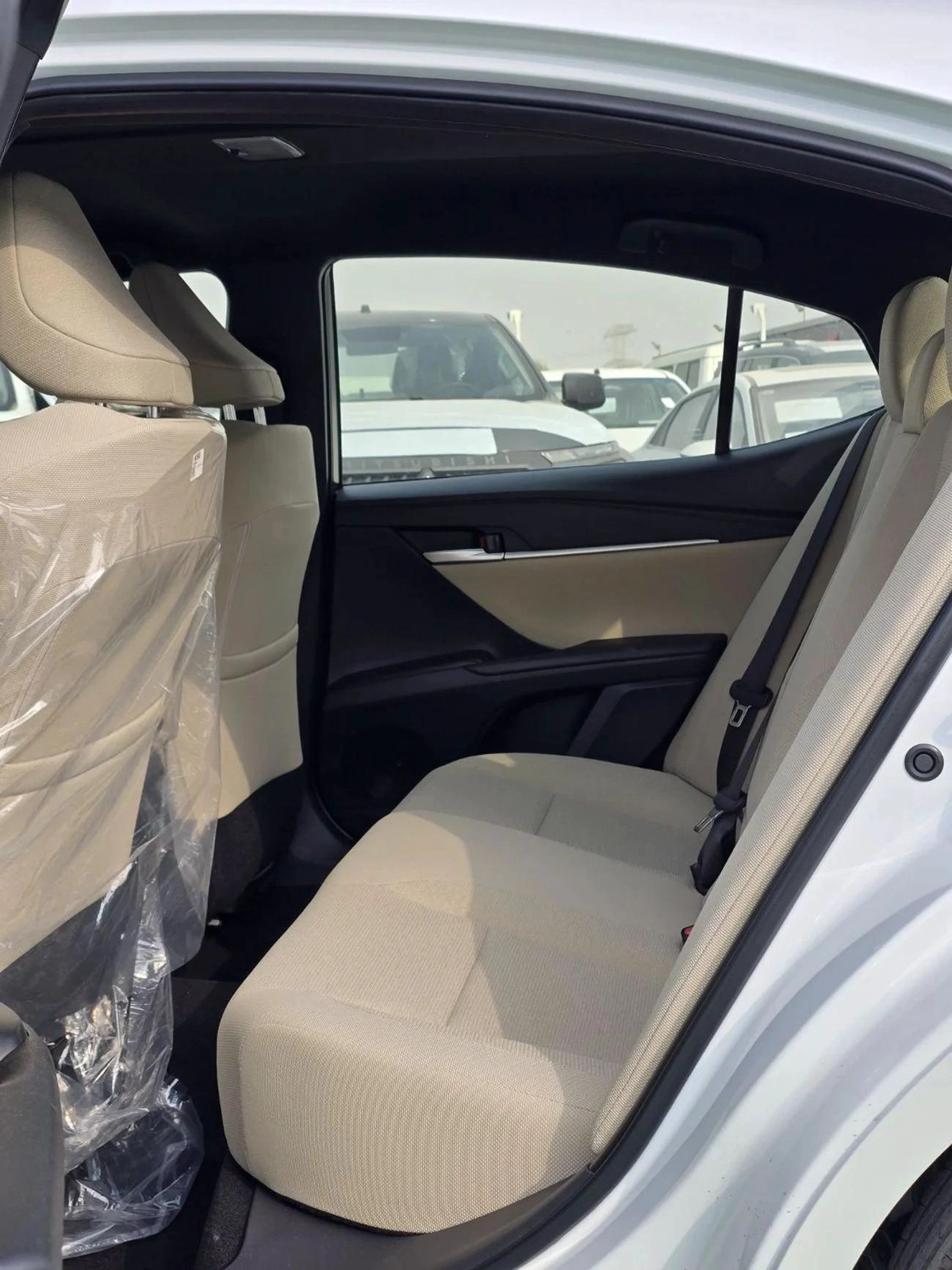 Toyota Camry E 2.5L-5-5
