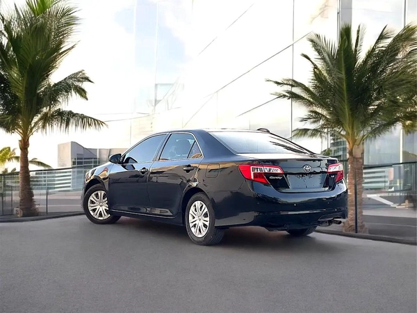 Toyota Camry GL 2015 - GCC Specs - Reliable and Efficient