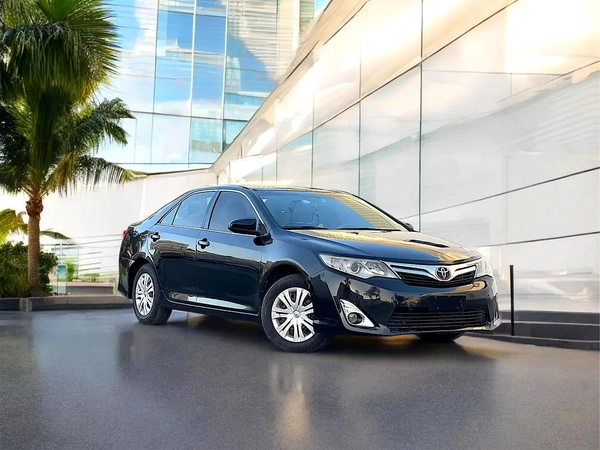 Toyota Camry GL 2015 - GCC Specs - Reliable and Efficient