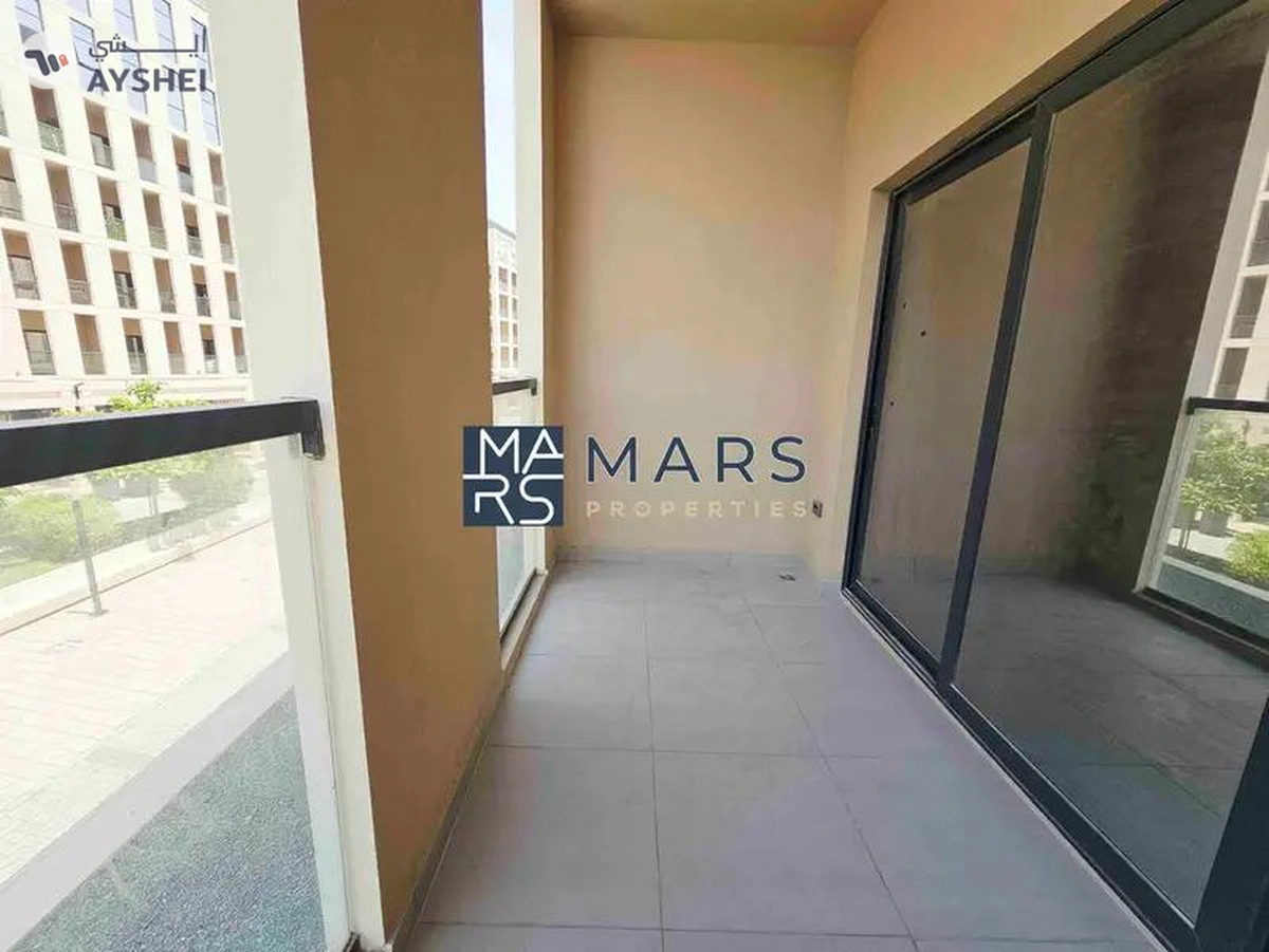 BIG BALCONY | WITH KITCHEN APPLIANCES | READY TO MOVE-1-1