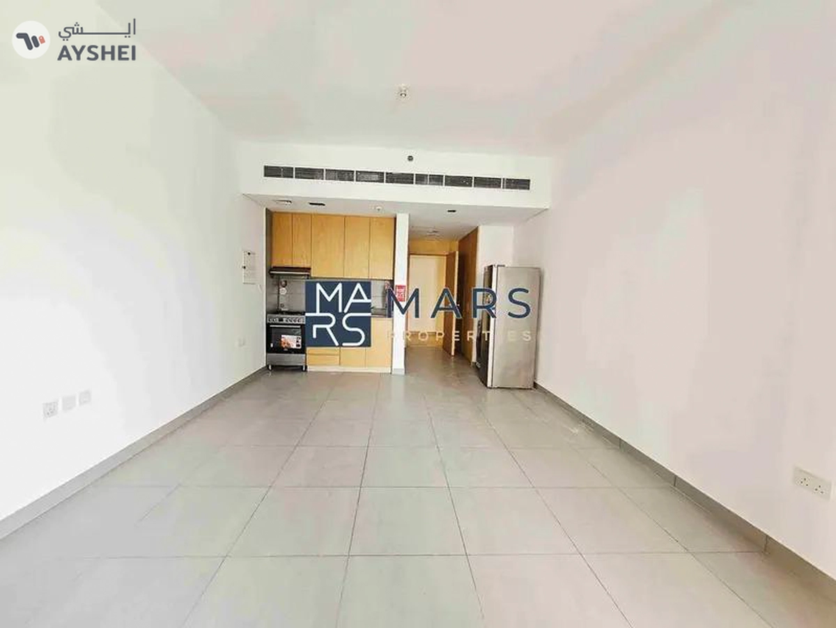 BIG BALCONY | WITH KITCHEN APPLIANCES | READY TO MOVE-4-4