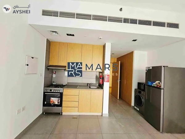 BIG BALCONY | WITH KITCHEN APPLIANCES | READY TO MOVE
