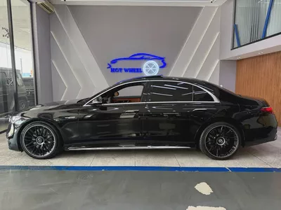2024 - Mercedes-Benz S63 AMG V8 almost Brand new! for 555,000.00 AED-5