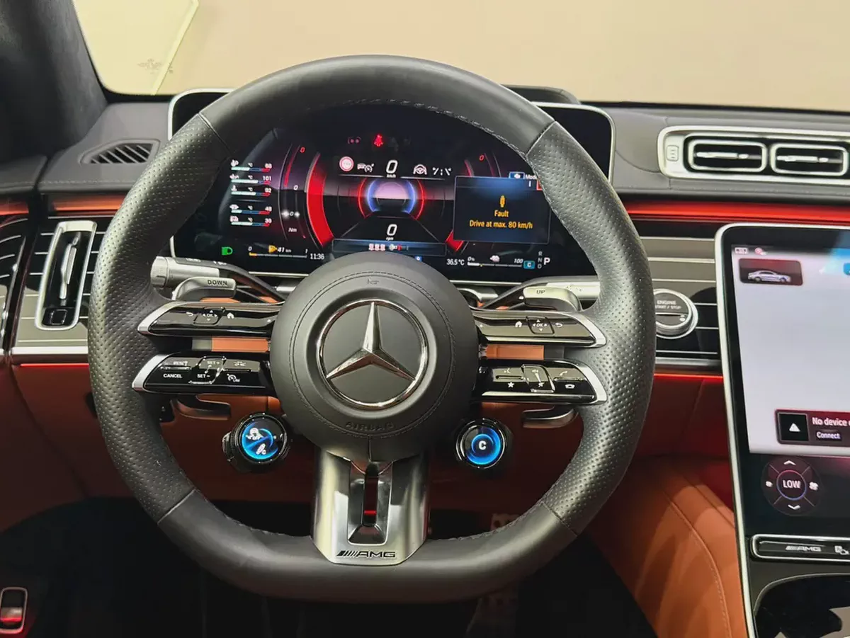 2024 - Mercedes-Benz S63 AMG V8 almost Brand new! for 555,000.00 AED-14-14