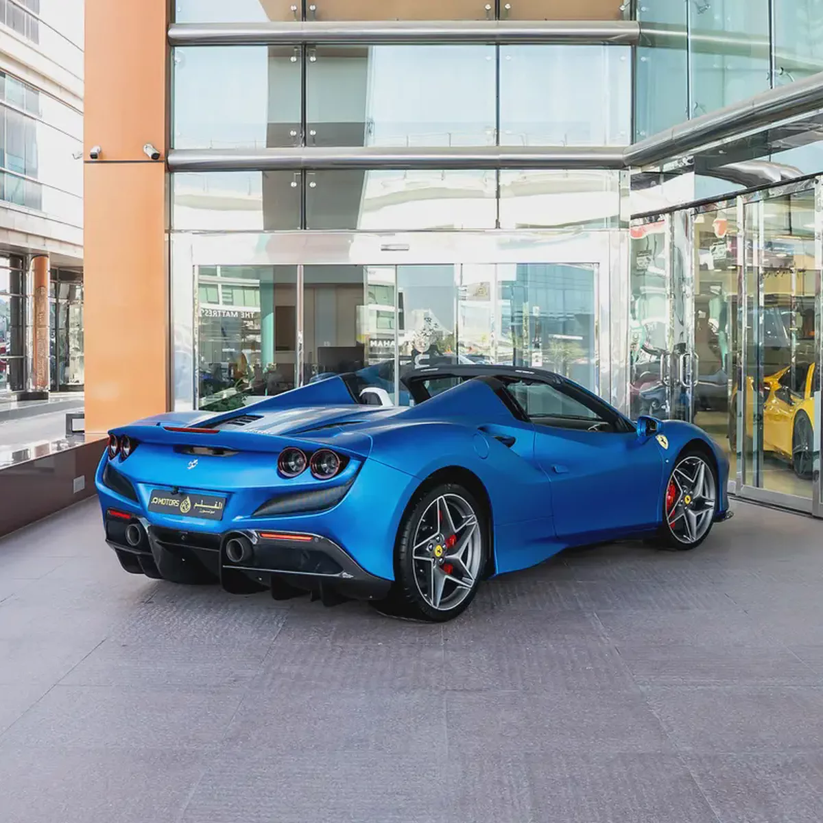 2023 FERRARI F8 SPIDER DONE ONLY 1800KM-1-1