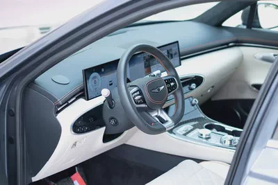 Genesis GV70 Sport Prestige 2026 - Pristine Condition - American Specs-6