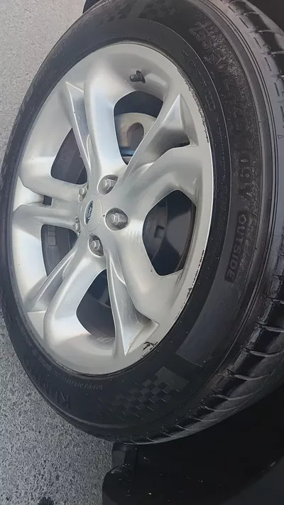 Ford Explorer Limited 2014 GCC Specs - Well Maintained-17