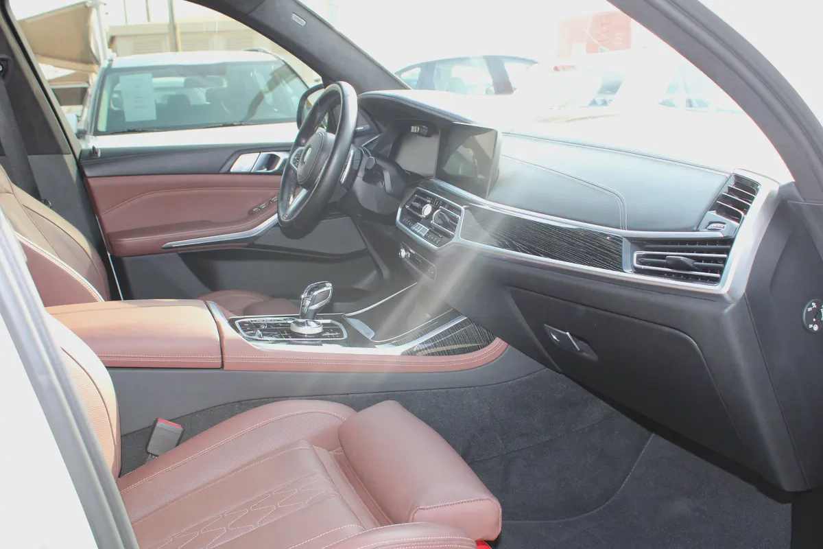 BMW X7 xDrive50i M Sport 2022 GCC Specs-13-13
