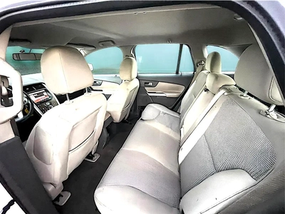 2014 Ford Edge SE - GCC Specs 3.5L V6-8