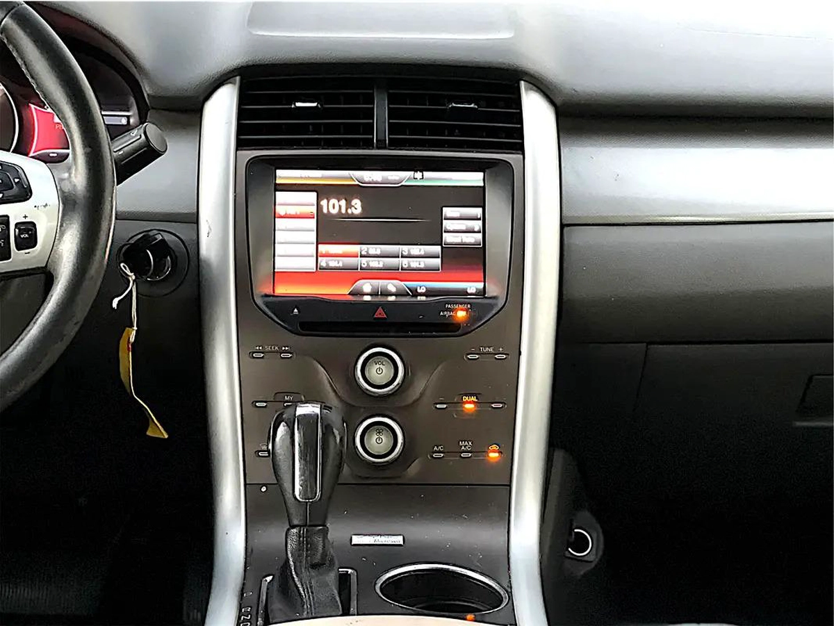 2014 Ford Edge SE - GCC Specs 3.5L V6