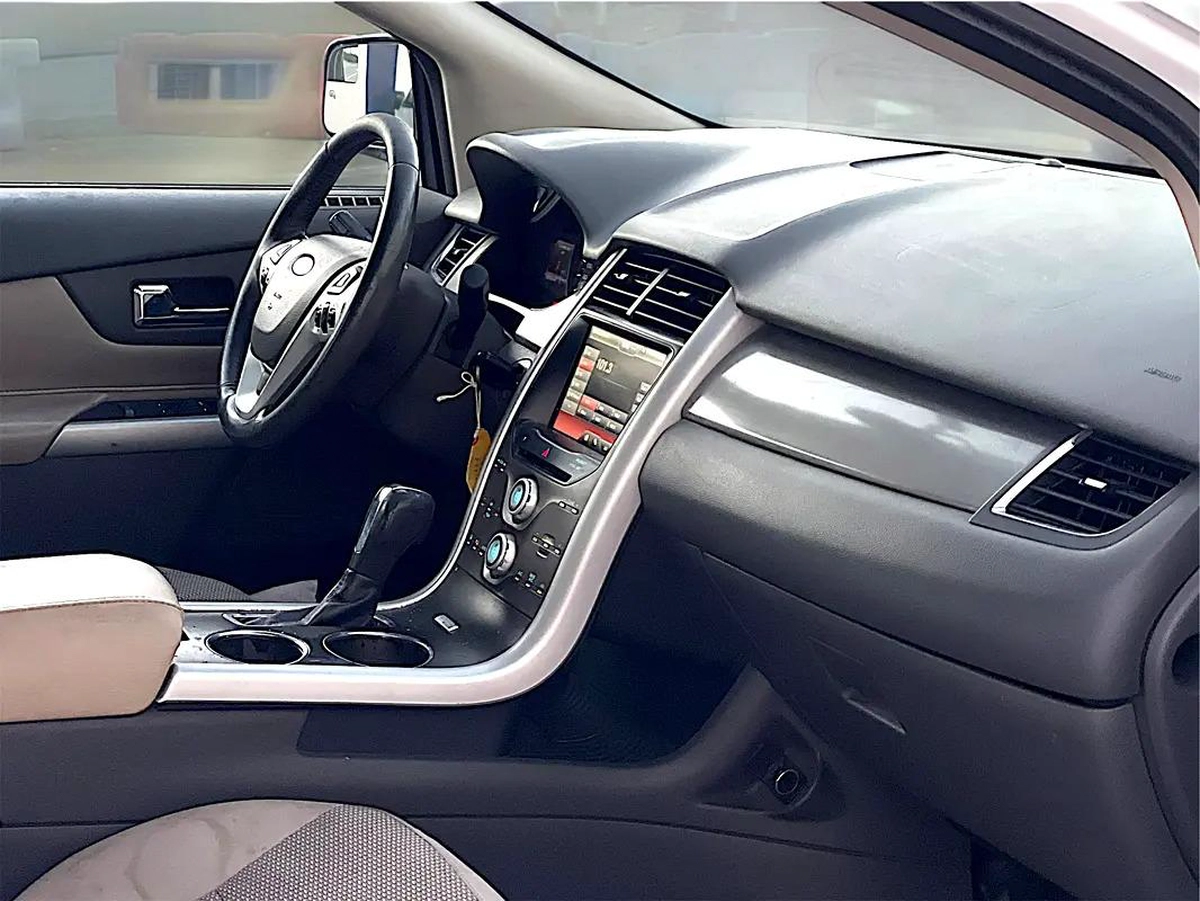 2014 Ford Edge SE - GCC Specs 3.5L V6