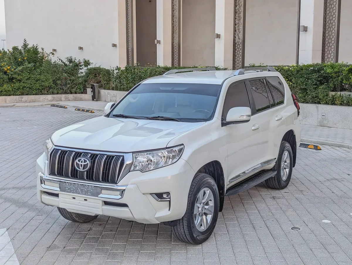 TOYOTA PRADO 2020 GCC V4 2.7L ACCIDENT FREE IN EXCELLENT CONDITION