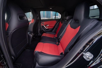 Mercedes Benz A45 4MATIC+-19