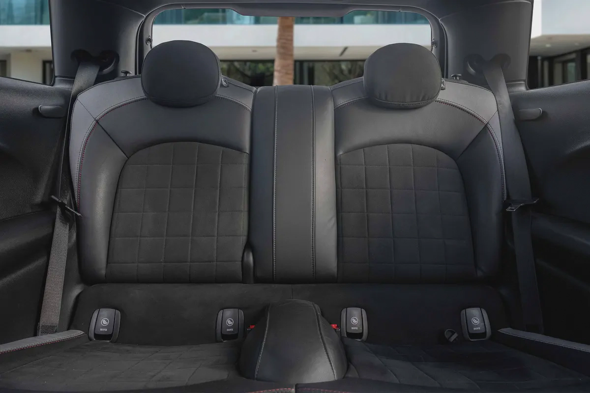 2,292 P.M | Cooper John Cooper Works (JCW) | 0% Downpayment | MINI Cooper Warranty | JCW!-11-11