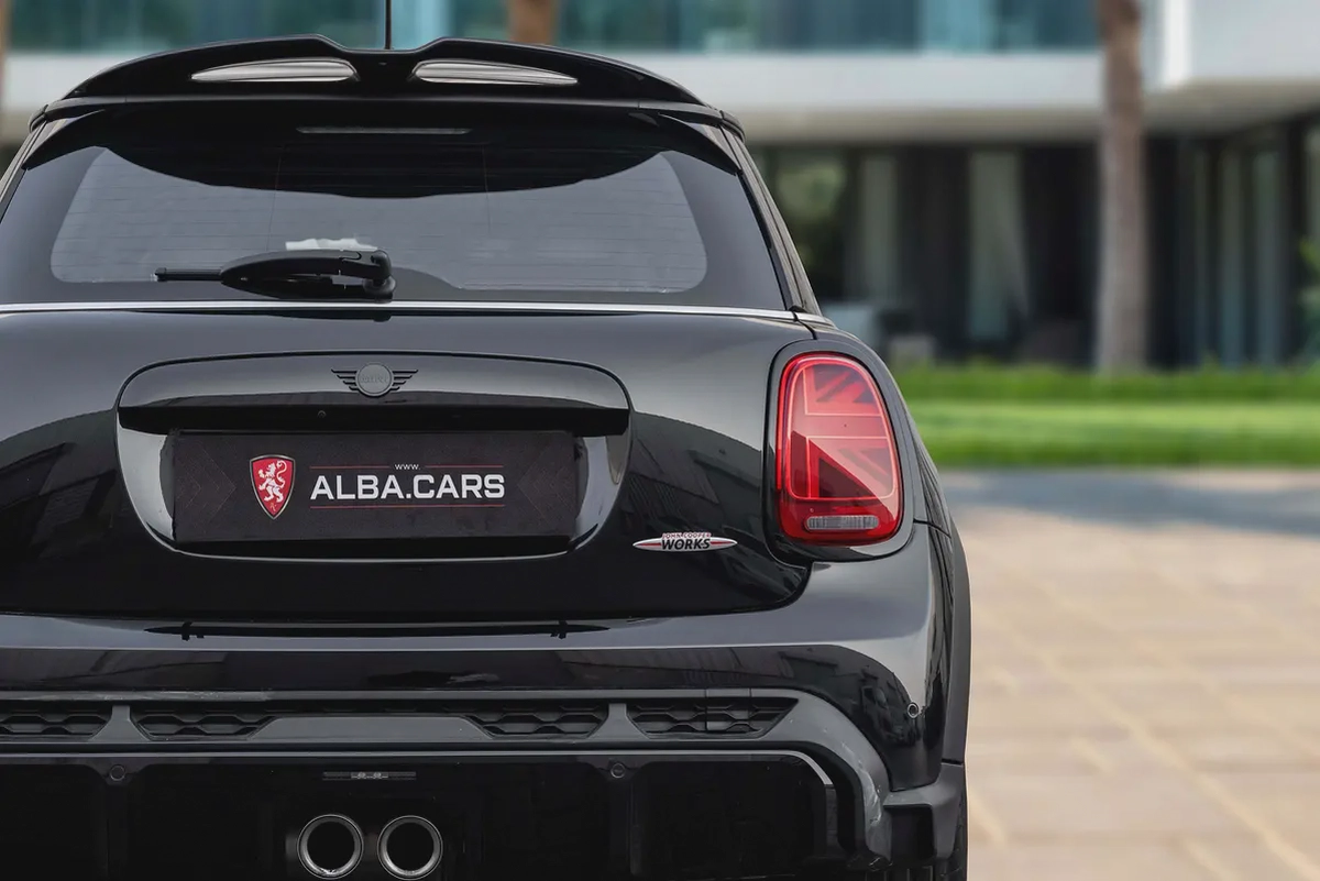 2,292 P.M | Cooper John Cooper Works (JCW) | 0% Downpayment | MINI Cooper Warranty | JCW!-5-5