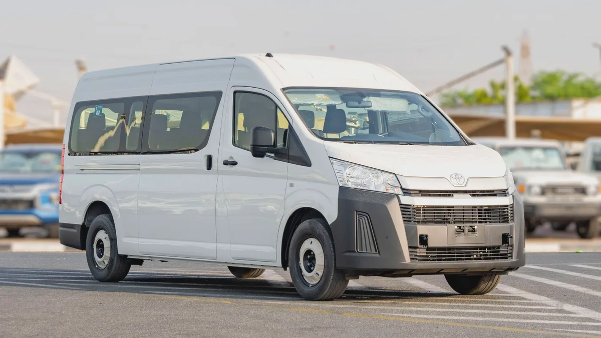 2026 Toyota Hiace High Roof 2.8L MT Diesel (13-Seat)