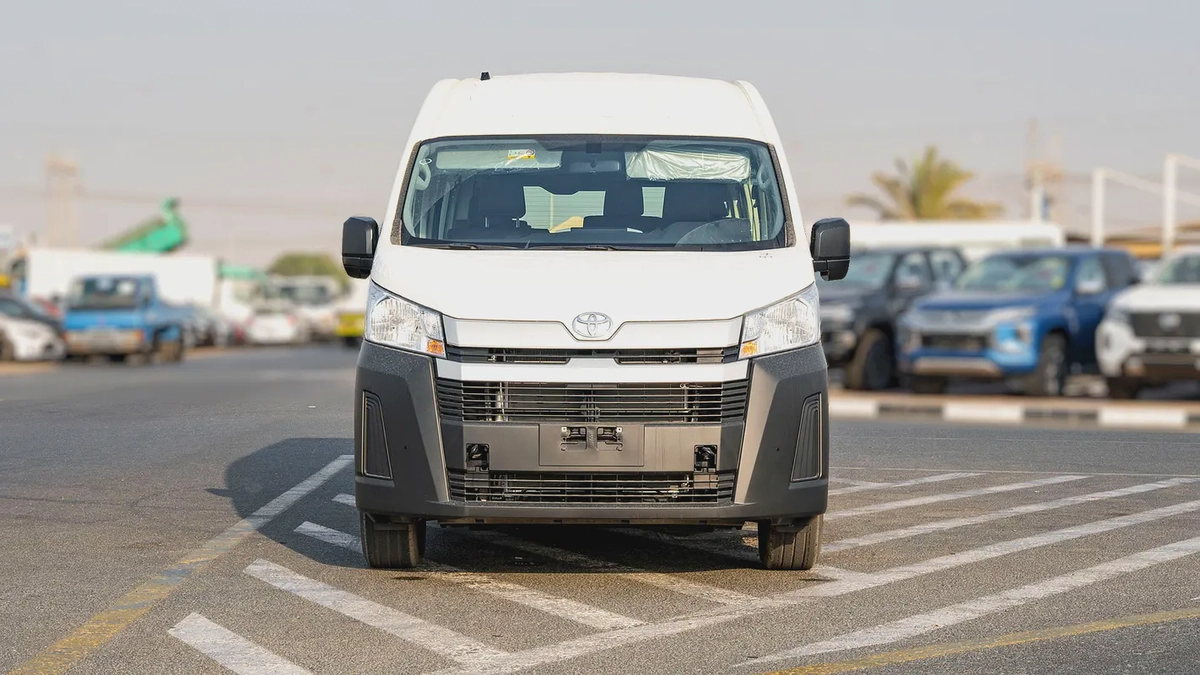 2026 Toyota Hiace High Roof 2.8L MT Diesel (13-Seat)-3-3