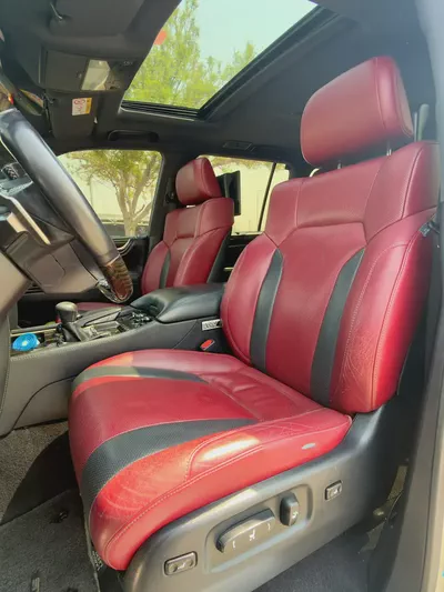 2018 Lexus LX 570 Signature GCC Specs in Excellent Condition-12