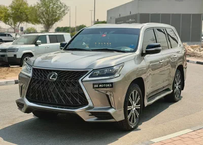 2018 Lexus LX 570 Signature GCC Specs in Excellent Condition-1