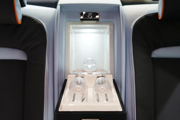 Rolls-Royce Ghost EWB 2024