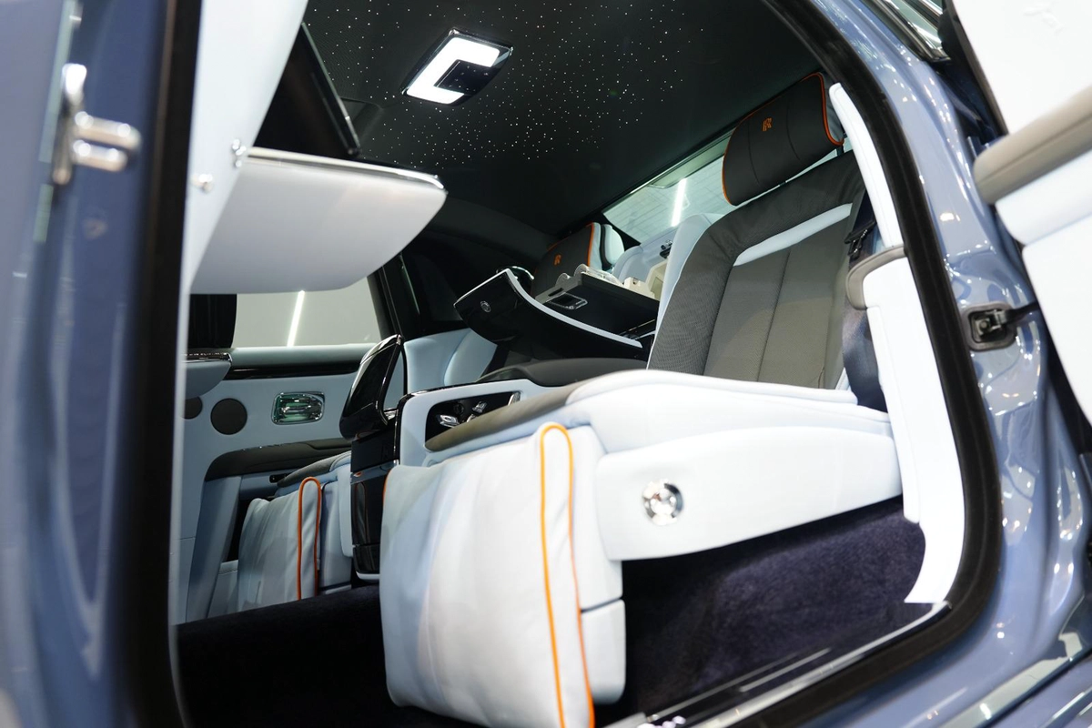 Rolls-Royce Ghost EWB 2024-8-8