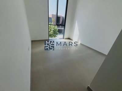 04 BEDROOMS-MIDDLE UNIT-BRAND NEW-12