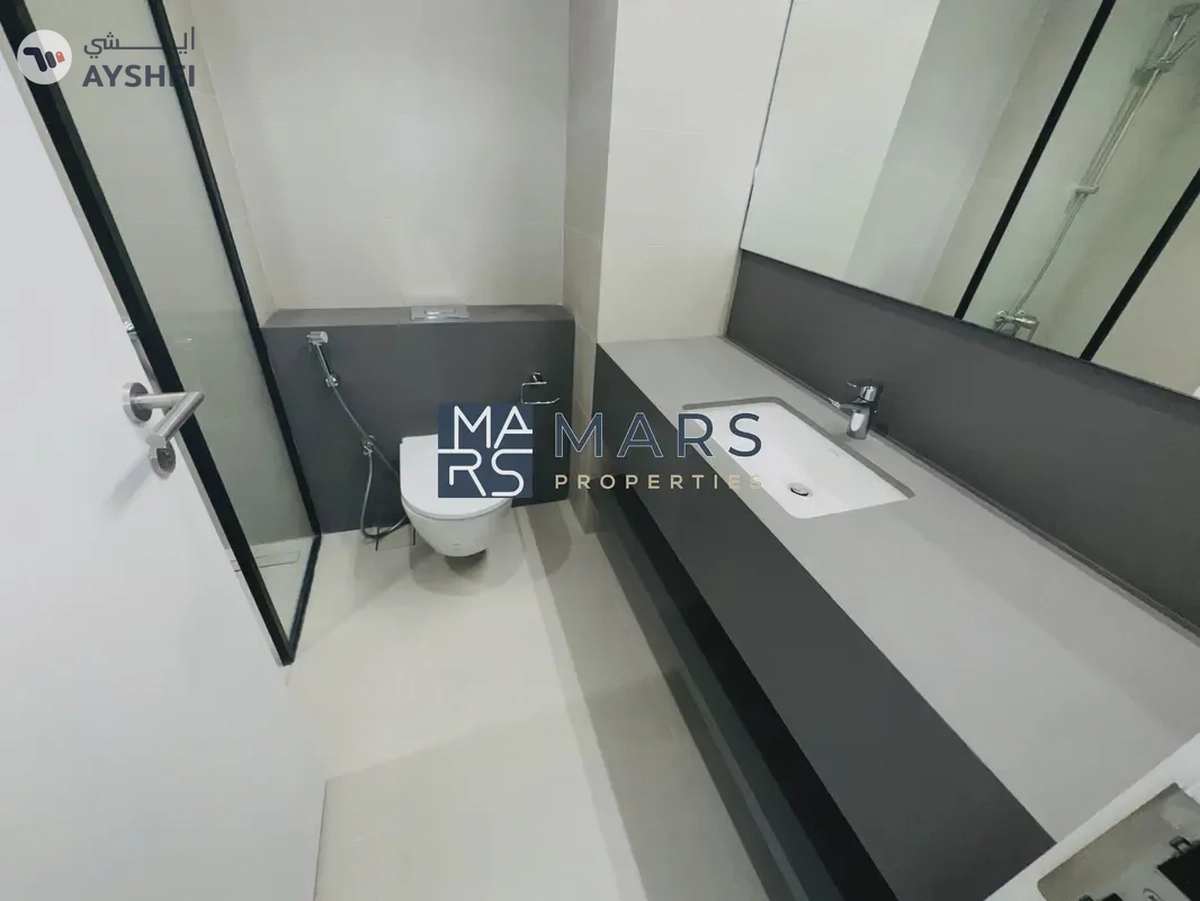 04 BEDROOMS-MIDDLE UNIT-BRAND NEW-13-13