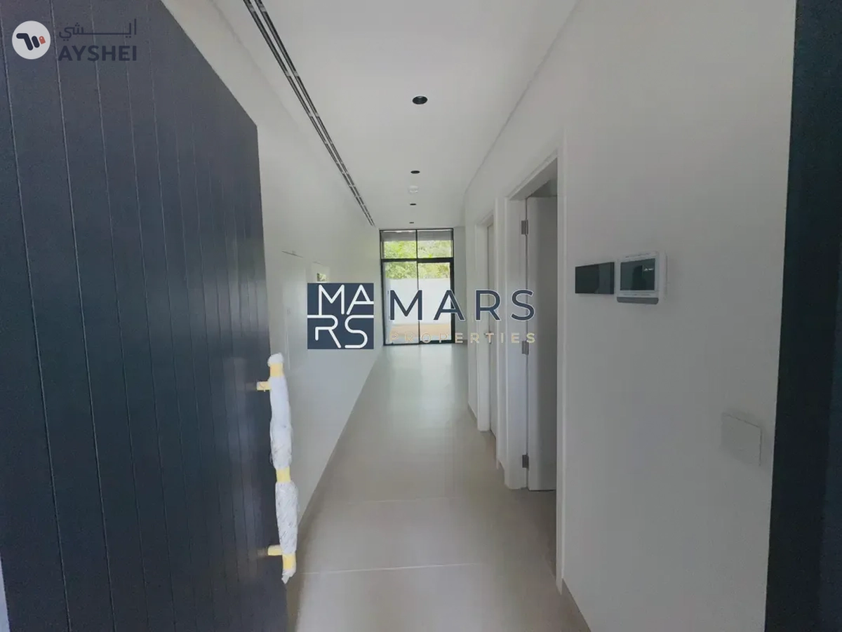 04 BEDROOMS-MIDDLE UNIT-BRAND NEW-24-24