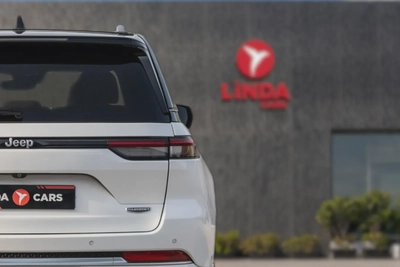 Jeep Grand Cherokee 2023-20
