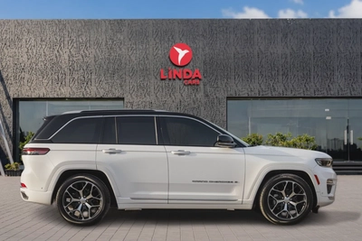 Jeep Grand Cherokee 2023-4