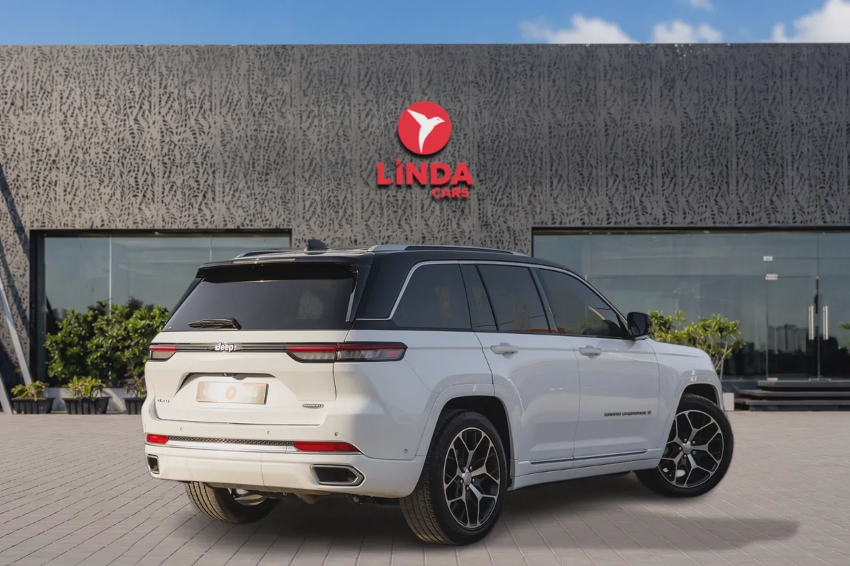 Jeep Grand Cherokee 2023-5-5