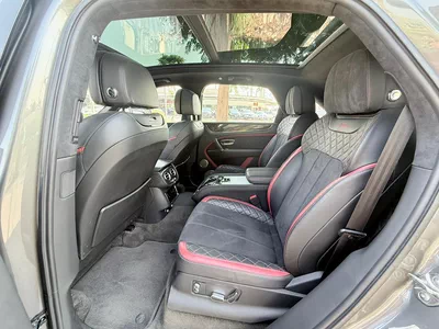 BENTLEY BENTAYGA W12 SPEED | GCC SPECS | CARBON FIBRE EDITION | YEAR: 2020 | KMS: 53,000 KMS-7