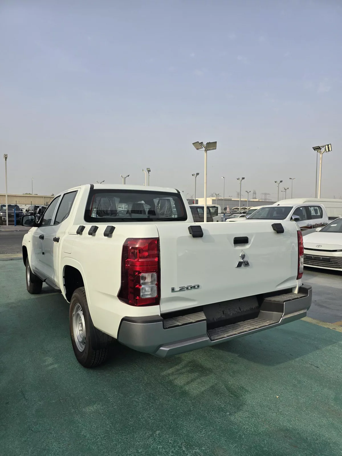 MITSUBISHI L200 DC MANUAL 4X4-12-12