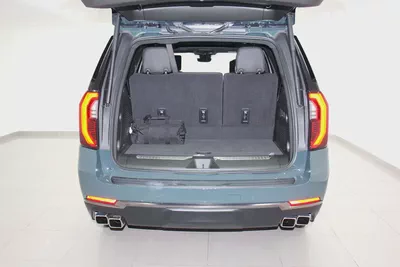 6.2L GMC Yukon AT4 Ultimate 2025 GCC Specs - Luxury Off-Roader-4