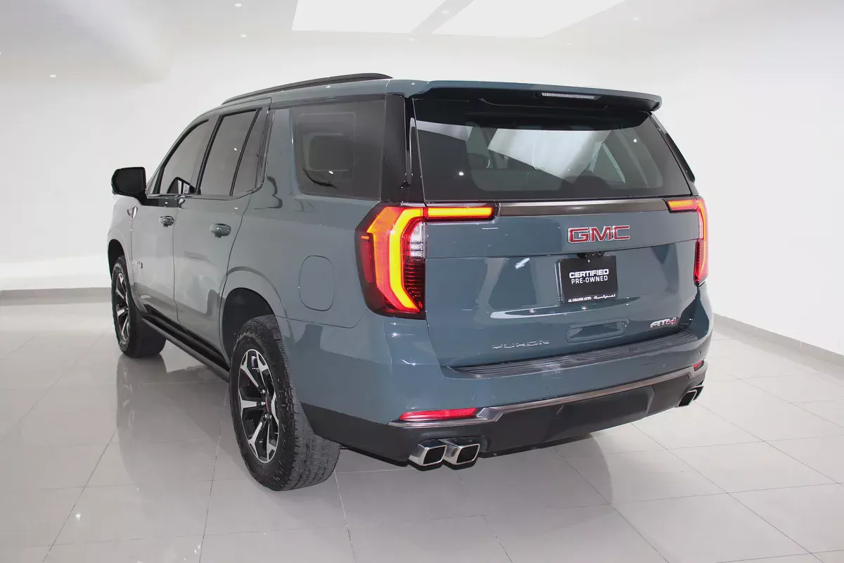 6.2L GMC Yukon AT4 Ultimate 2025 GCC Specs - Luxury Off-Roader-2-2