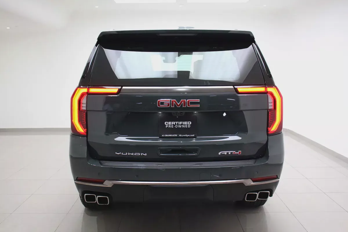 6.2L GMC Yukon AT4 Ultimate 2025 GCC Specs - Luxury Off-Roader-3-3