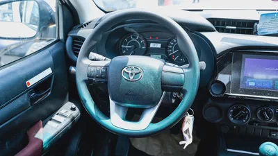 TOYOTA HILUX BASIC 2.4 DISL MODEL 2025 GCC SPECS-9